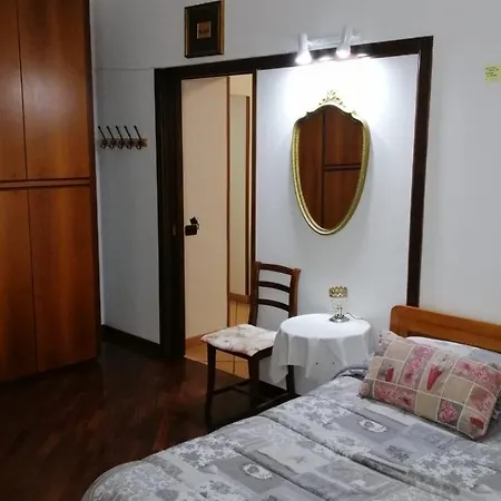 Отель Casa A Materdei *